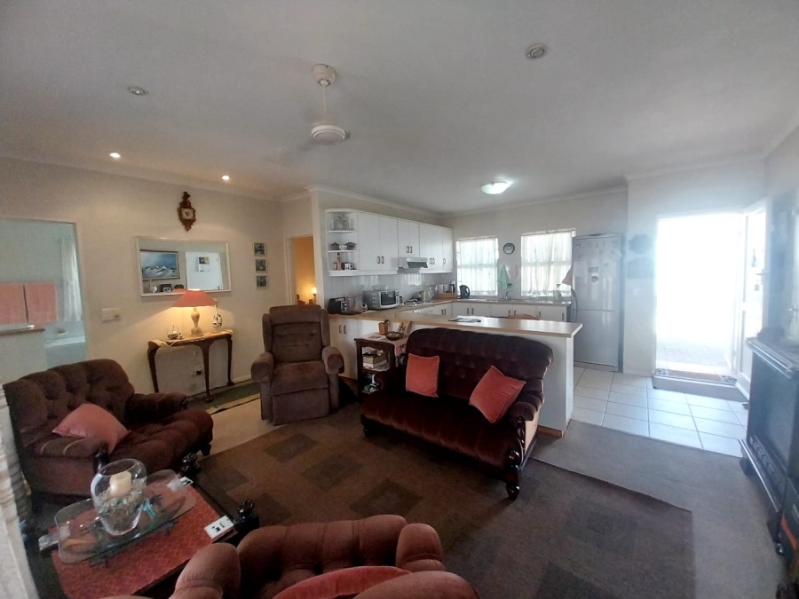 2 Bedroom Property for Sale in Langerug Western Cape